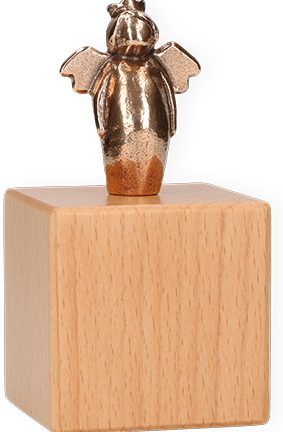 Bronzefigur Dein fürstlicher Beschützer auf Würfel aus Holz mit Wandaufhängung